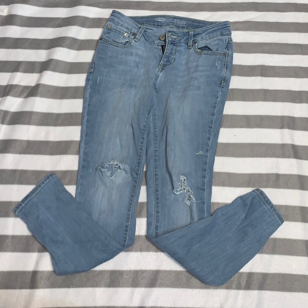 Old Navy Light-Wash Petite Jeans